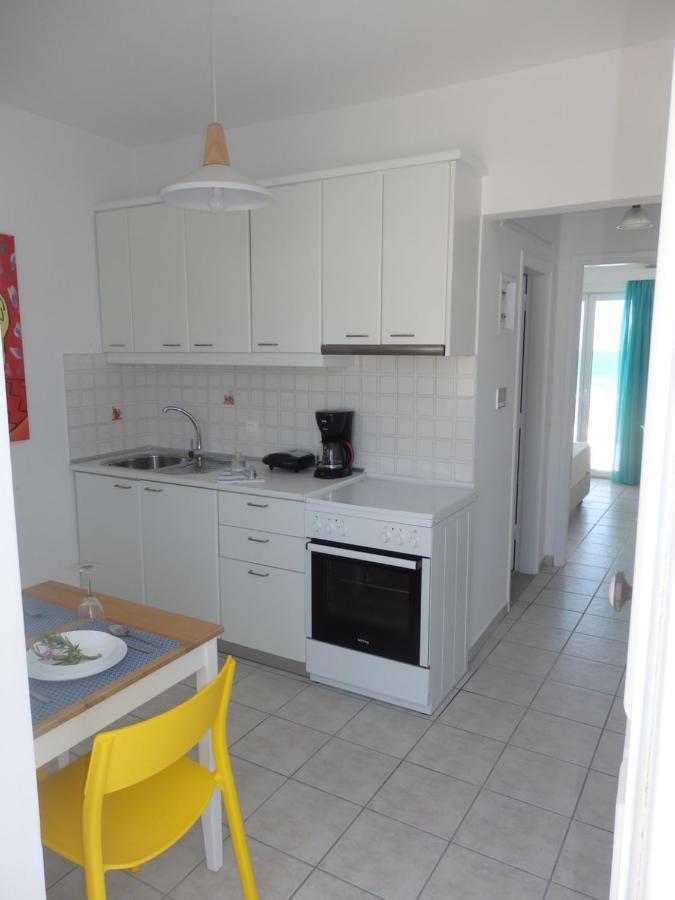 Coastal Apartment Christina 2 Makrýgialos 外观 照片